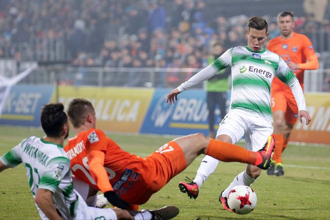 屏住呼吸 屏住呼吸