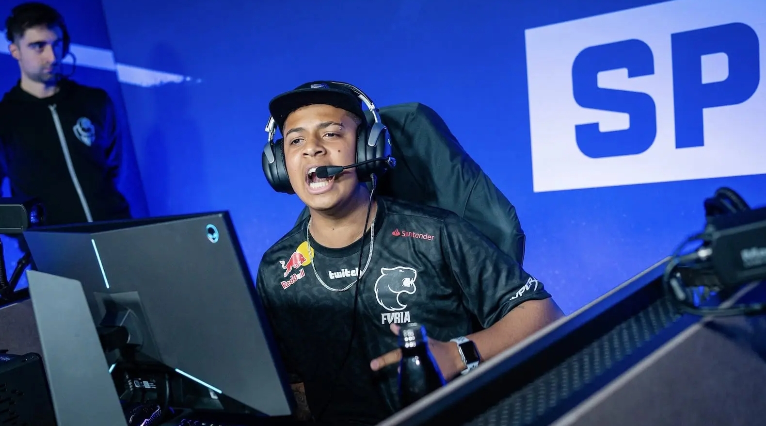 还需要灵活 还需要灵活