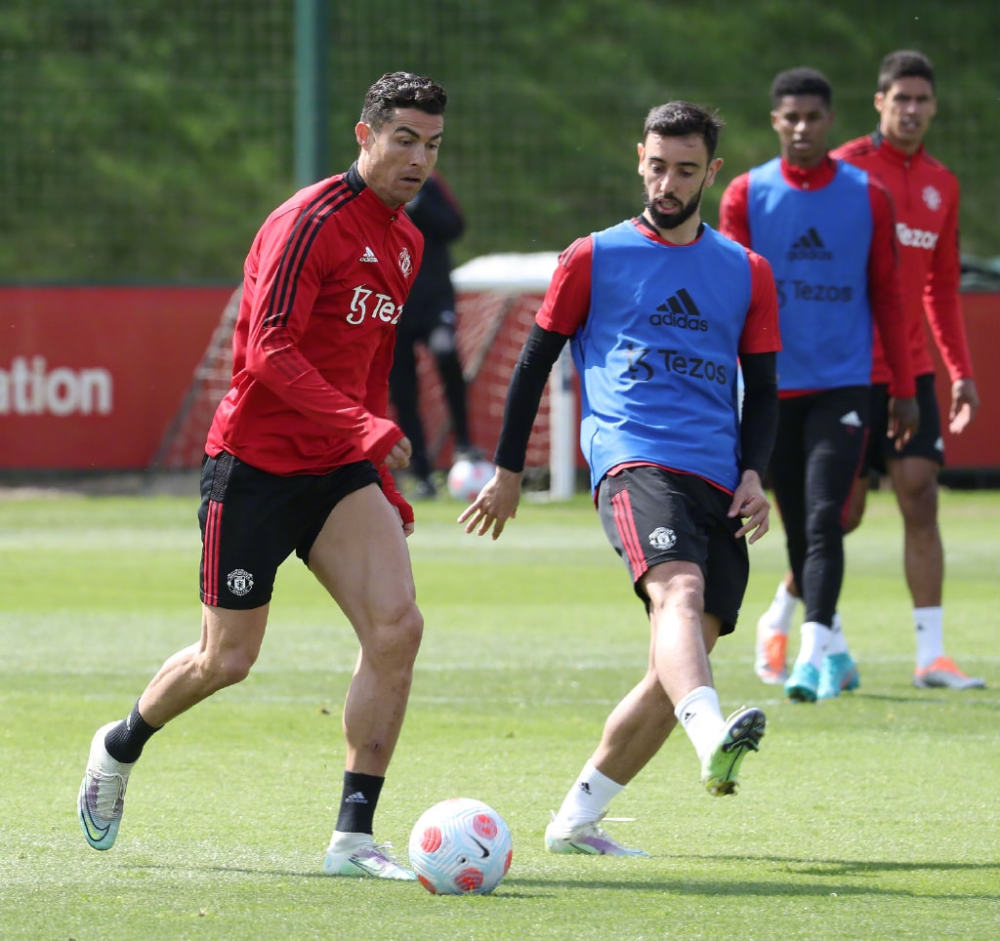 是每个新人 是每个新人