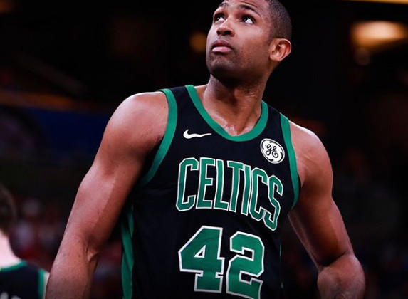 触被吹罚 触被吹罚